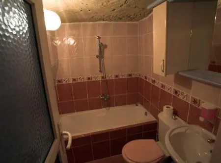 Hotel Peri Cave