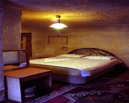 Peri Cave Hotel 2*